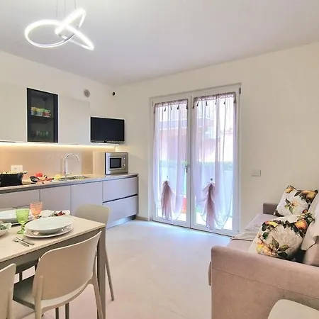 Soleil Pool Apartment Bardolino